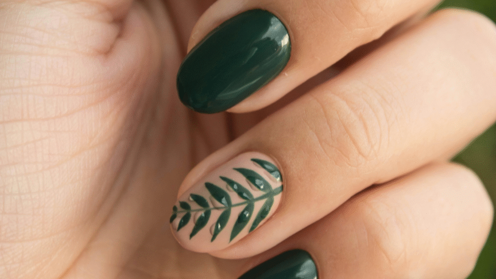 Trendy nail designs in nude shades with thin gold metallic stripes